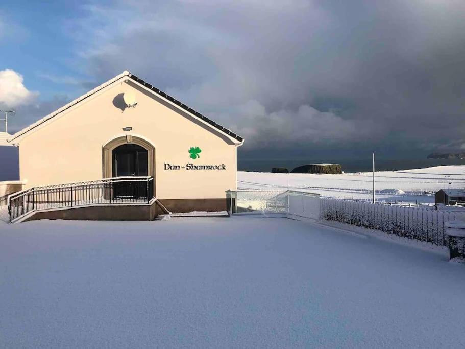 Dunshamrock @sheep Island View Holiday home *