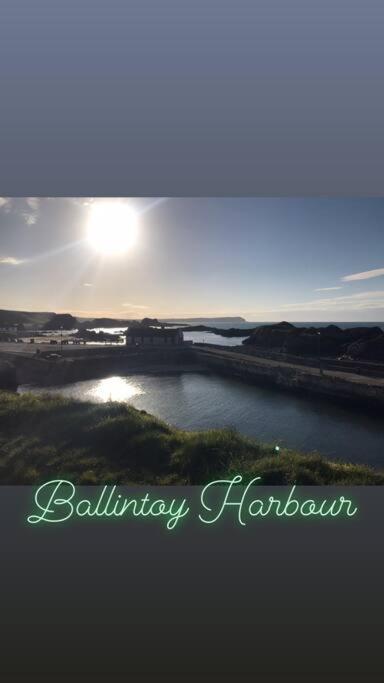 Holiday home Dunshamrock @sheep Island View Ballintoy